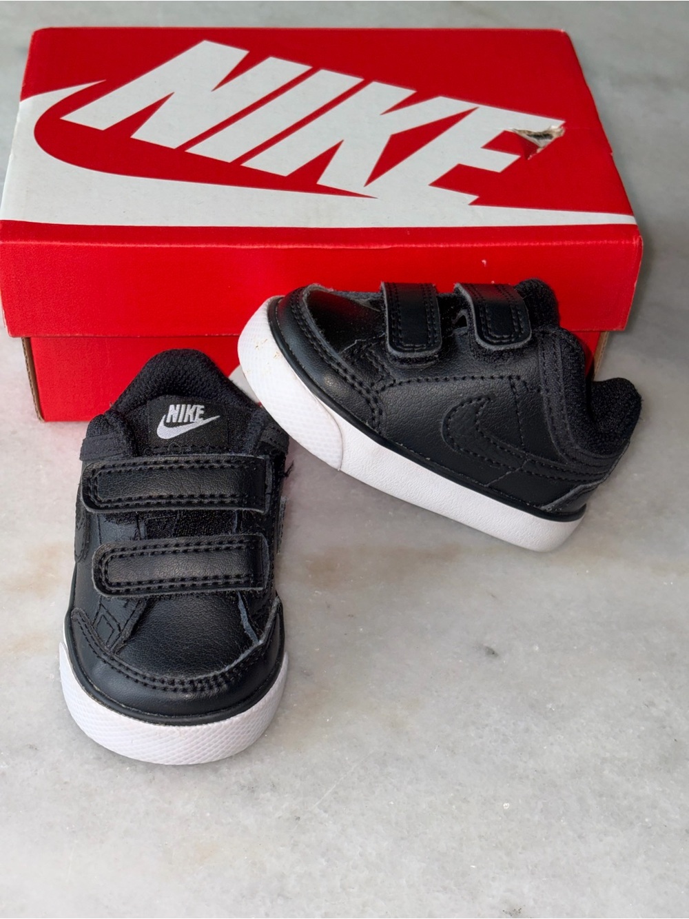 Nike Black and White Kids Velcro Sneakers